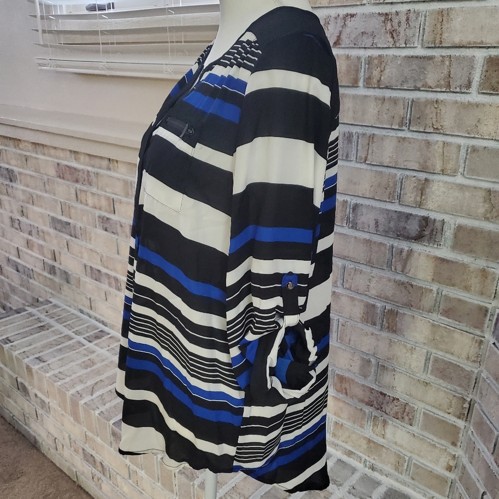 Striped top - Picture 3 of 5
